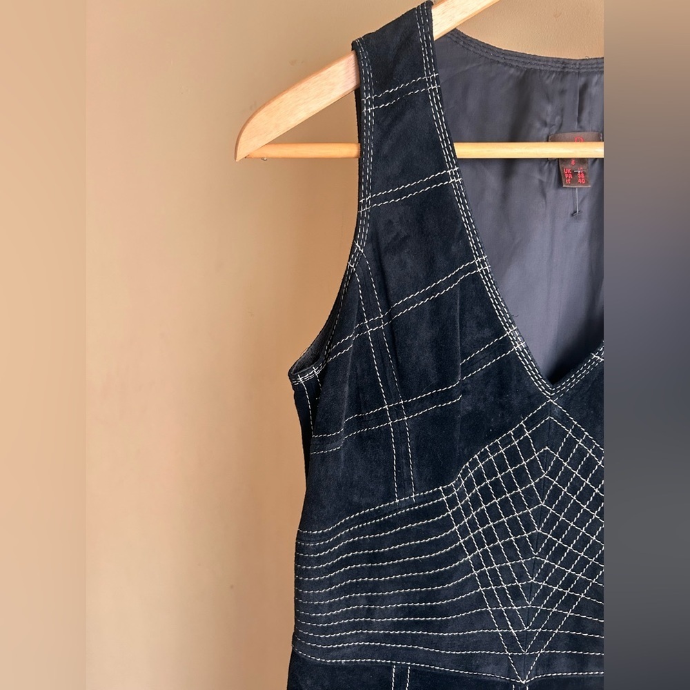Danier suede dress - Picture 4 of 16